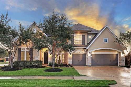 $875,000 - 5Br/5Ba -  for Sale in Towne Lake, Cypress