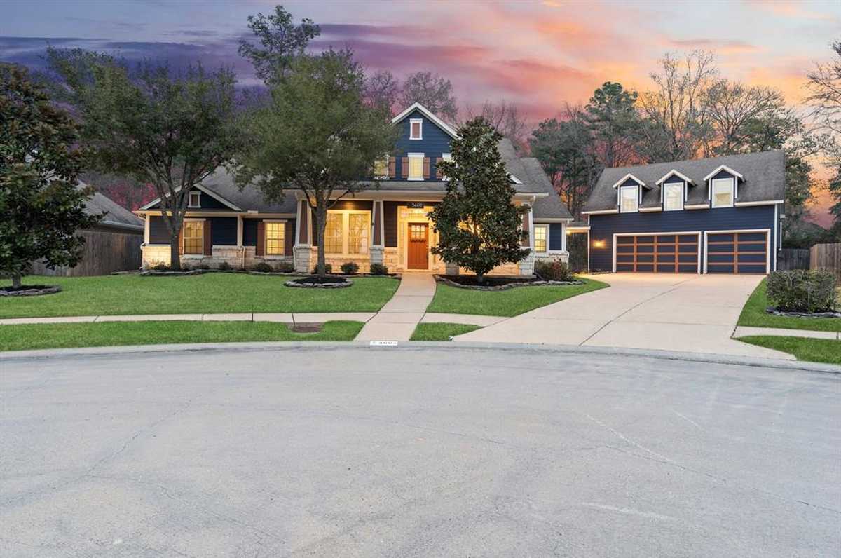 $765,000 - 5Br/7Ba -  for Sale in Falls At Imperial Oaks, Spring