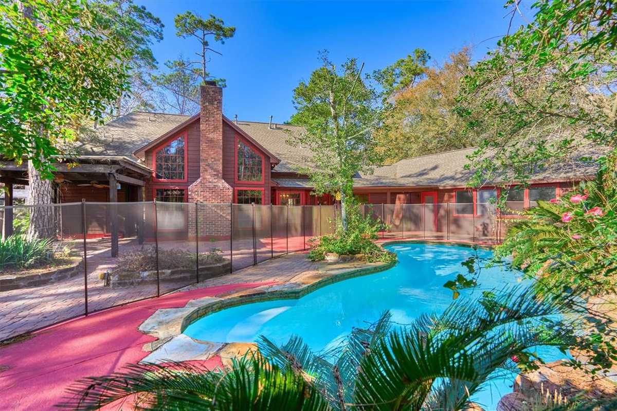 $785,000 - 4Br/5Ba -  for Sale in The Woodlands Panther Creek, The Woodlands