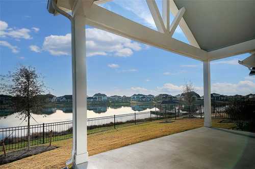 $580,000 - 4Br/3Ba -  for Sale in Towne Lake, Cypress
