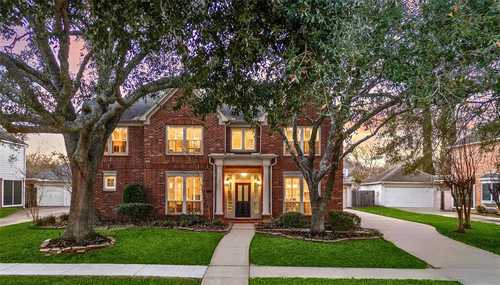 $769,000 - 5Br/4Ba -  for Sale in Sutton Forest/commonwealth, Sugar Land