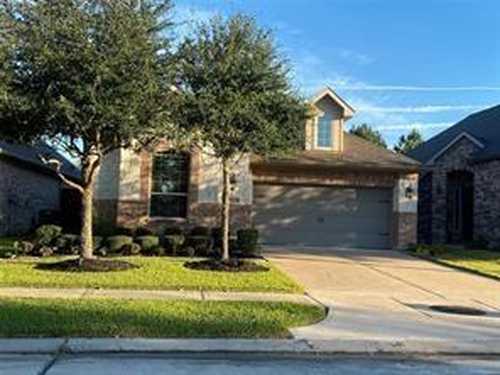$335,000 - 2Br/2Ba -  for Sale in Towne Lake Sec 03, Cypress
