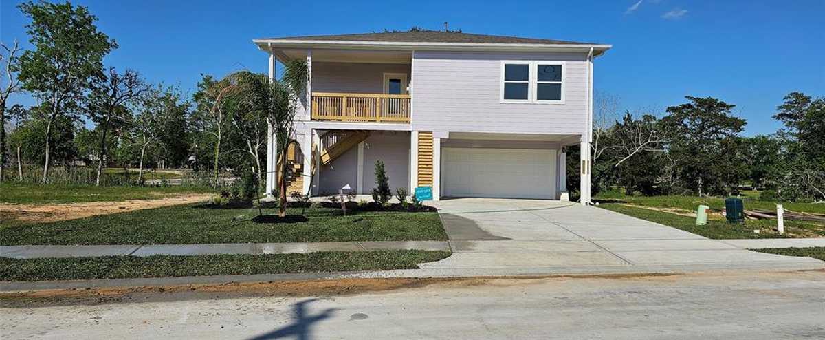 $424,419 - 3Br/2Ba -  for Sale in Peacock Isles, Dickinson