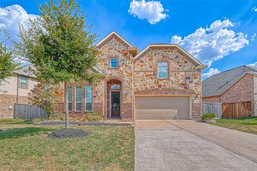 $525,000 - 4Br/3Ba -  for Sale in Cypress Crk Lakes Sec 26, Cypress
