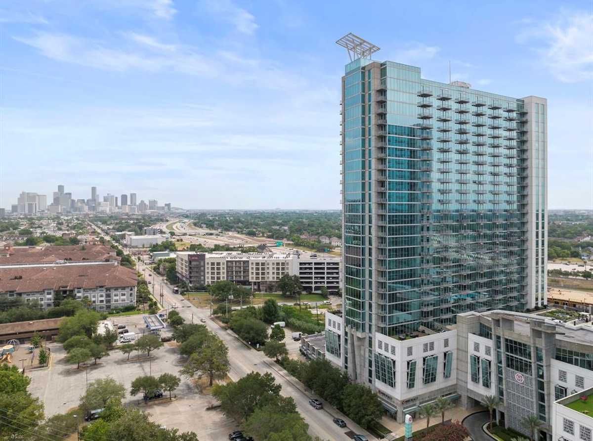 $329,000 - 1Br/1Ba -  for Sale in Mosaic Residential North Condo, Houston