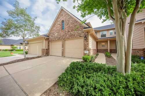 $330,000 - 3Br/3Ba -  for Sale in Greatwood, Sugar Land