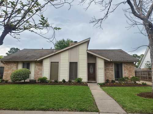 $419,000 - 4Br/2Ba -  for Sale in Colony Bend, Sugar Land