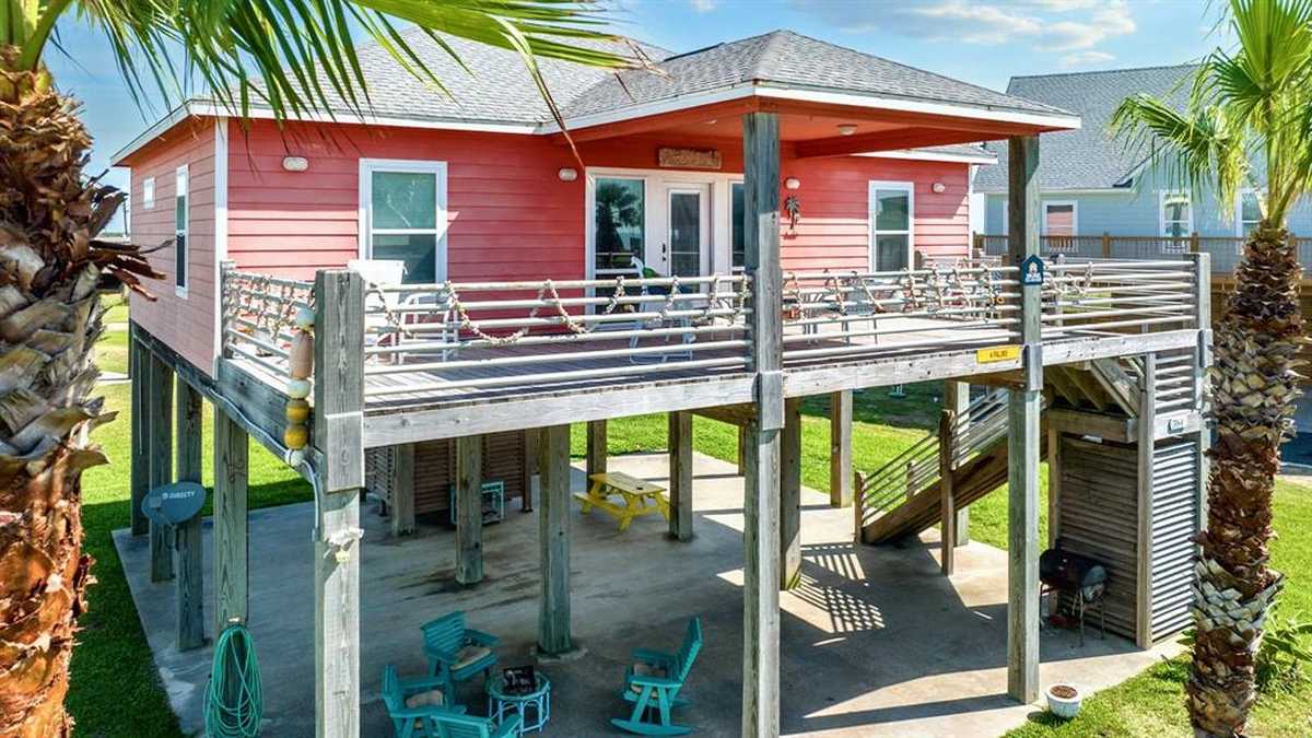 $459,900 - 3Br/2Ba -  for Sale in Sea Breeze, Crystal Beach