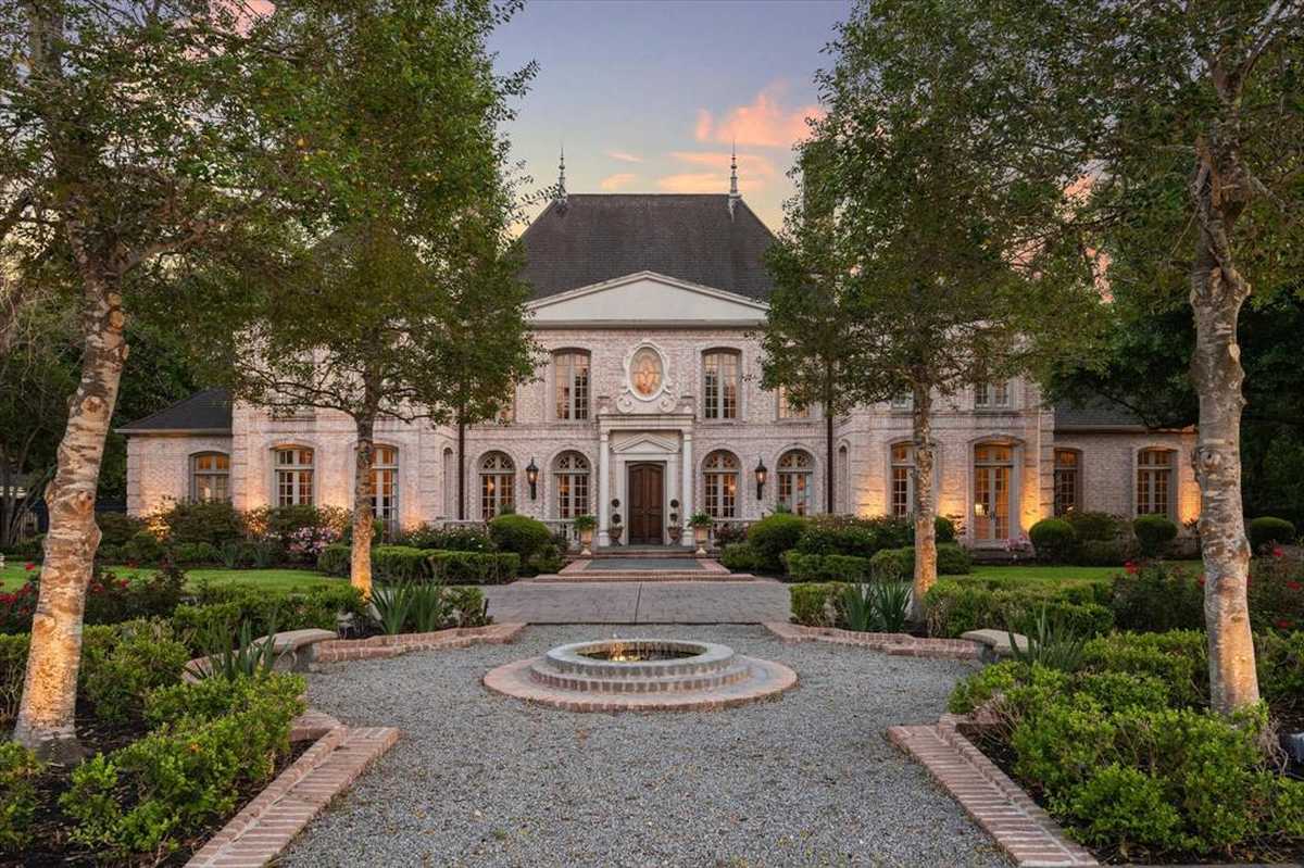 $4,460,000 - 5Br/7Ba -  for Sale in Piney Point Village, Houston