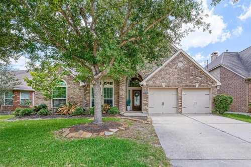 $510,000 - 4Br/3Ba -  for Sale in Cypress Creek Lakes, Cypress