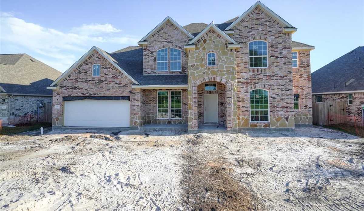 $519,250 - 4Br/4Ba -  for Sale in Elm Estates, Angleton