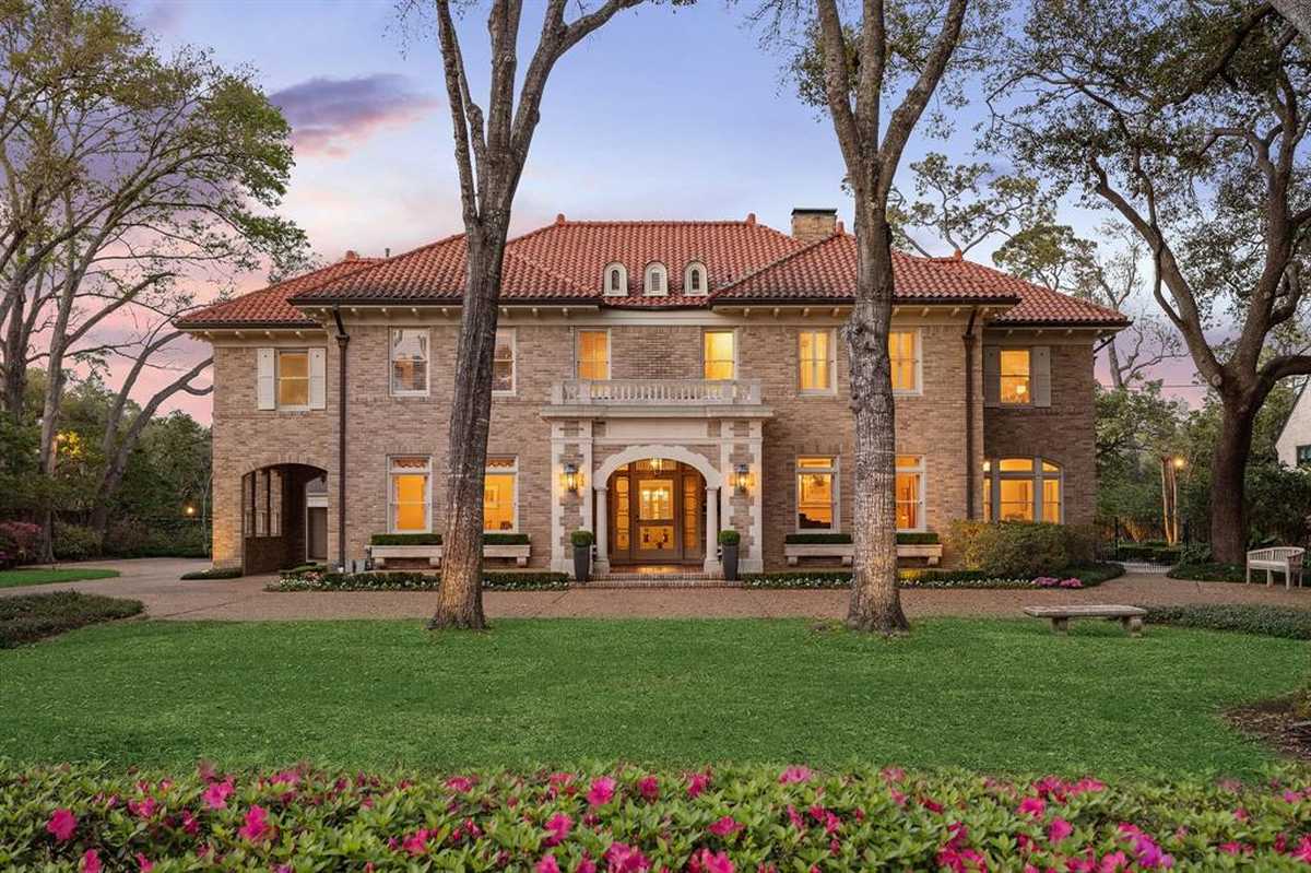 $7,250,000 - 5Br/5Ba -  for Sale in River Oaks Country Club Ests, Houston