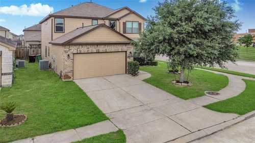 $370,000 - 4Br/4Ba -  for Sale in Plantation Lakes, Katy