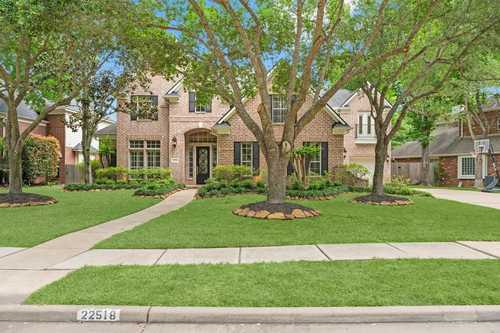 $775,000 - 4Br/4Ba -  for Sale in Cinco Ranch Cinco Forest, Katy