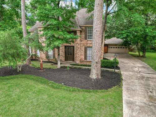 $675,000 - 4Br/4Ba -  for Sale in Wdlnds Village Panther Ck 14, The Woodlands