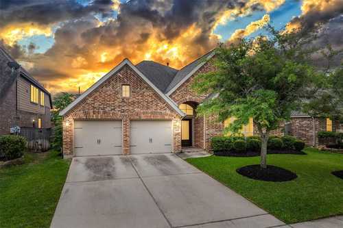 $425,000 - 4Br/3Ba -  for Sale in Mirabella, Cypress