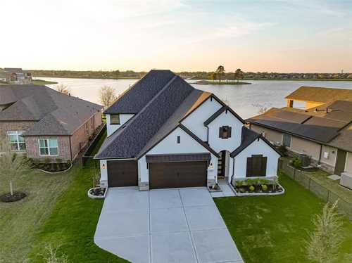 $1,589,000 - 4Br/5Ba -  for Sale in Towne Lake, Cypress