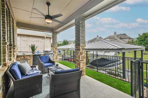 $749,000 - 4Br/4Ba -  for Sale in Towne Lake, Cypress