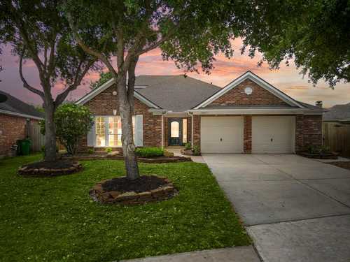 $549,900 - 4Br/2Ba -  for Sale in Fairfield Village South, Cypress