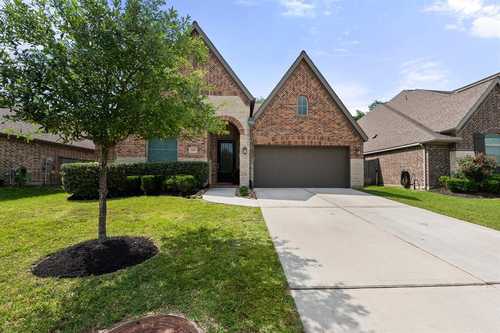 $499,000 - 4Br/4Ba -  for Sale in Tavola 16, New Caney