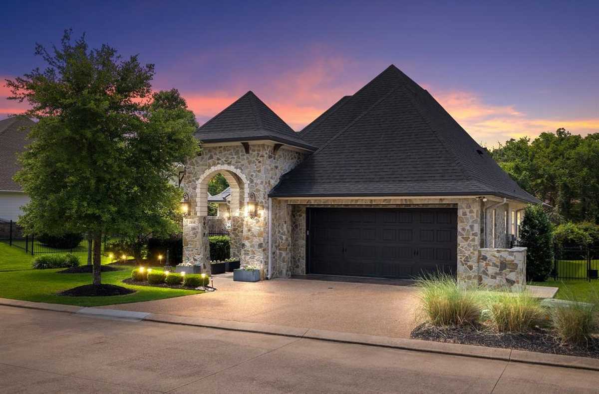 $799,000 - 2Br/3Ba -  for Sale in Indian Lakes Ph 09, College Station