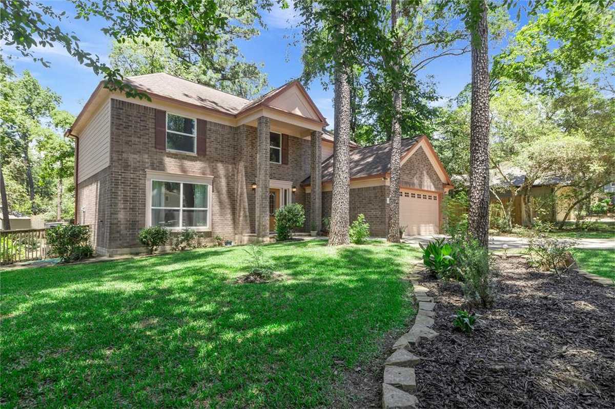 $400,000 - 4Br/3Ba -  for Sale in Wdlnds Village Panther Ck 07, The Woodlands