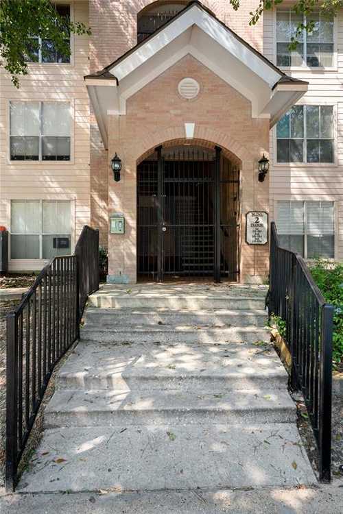 $239,500 - 2Br/2Ba -  for Sale in Wdlnds Bay Branch Condo, The Woodlands