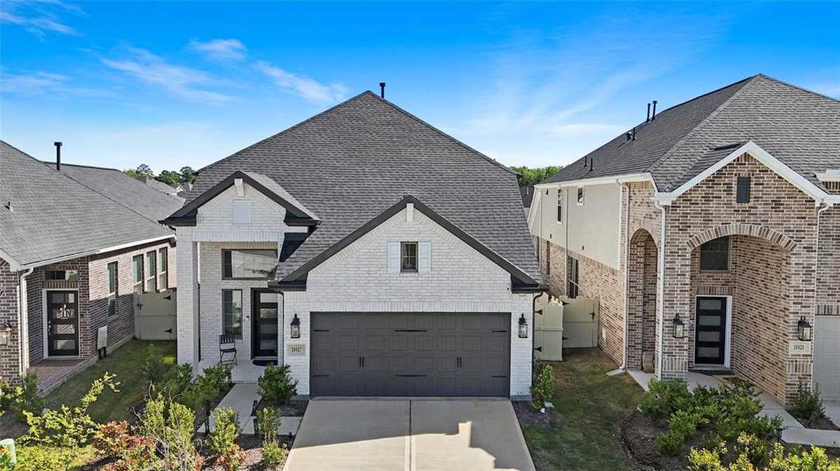 $430,000 - 4Br/3Ba -  for Sale in Harpers Preserve 27, Conroe