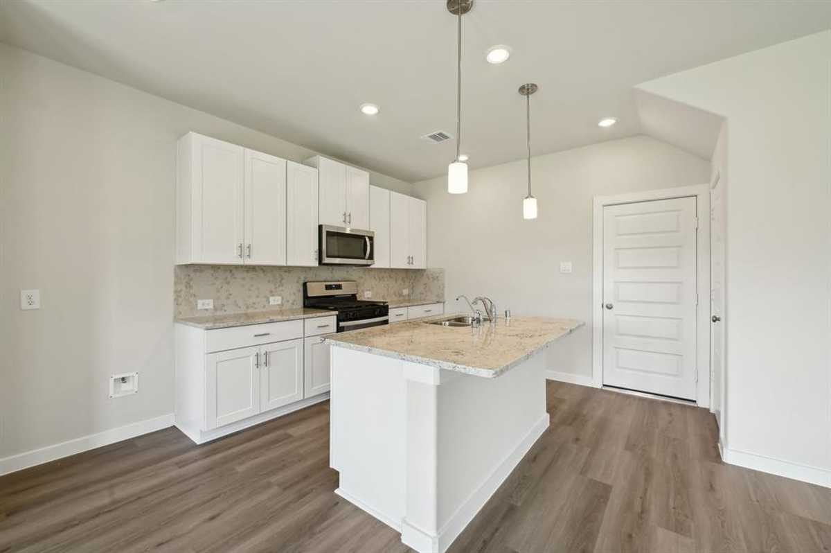 $348,770 - 3Br/3Ba -  for Sale in Harpers Preserve, Conroe