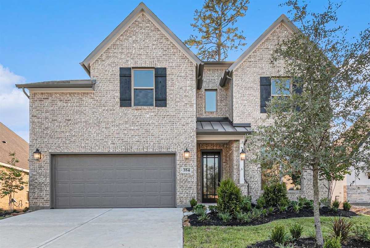 $549,024 - 4Br/4Ba -  for Sale in Grand Central Park, Conroe