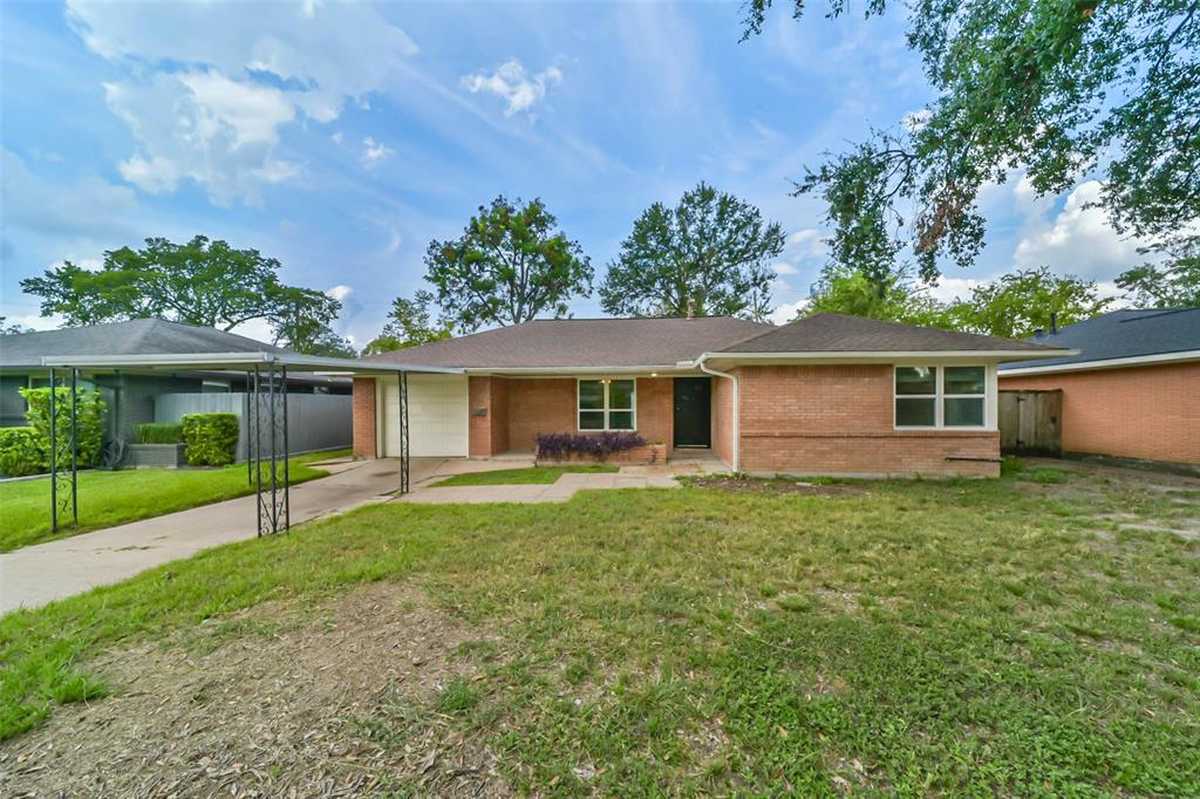 $395,000 - 3Br/1Ba -  for Sale in Shepherd Forest, Houston