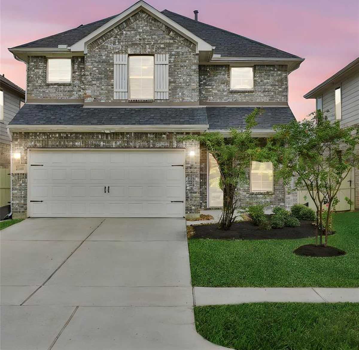 $440,000 - 4Br/3Ba -  for Sale in Harpers Preserve, Conroe