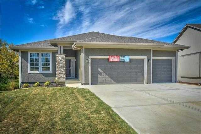 $549,950 - 3Br/3Ba -  for Sale in Canyon Lakes, Shawnee
