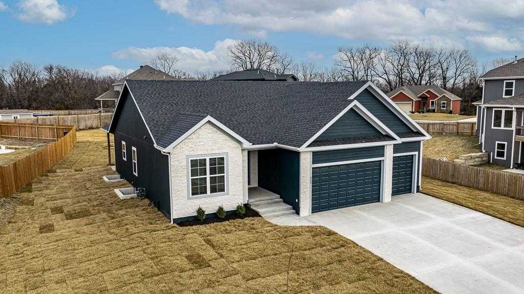 $439,950 - 5Br/3Ba -  for Sale in Stone Creek, Tonganoxie