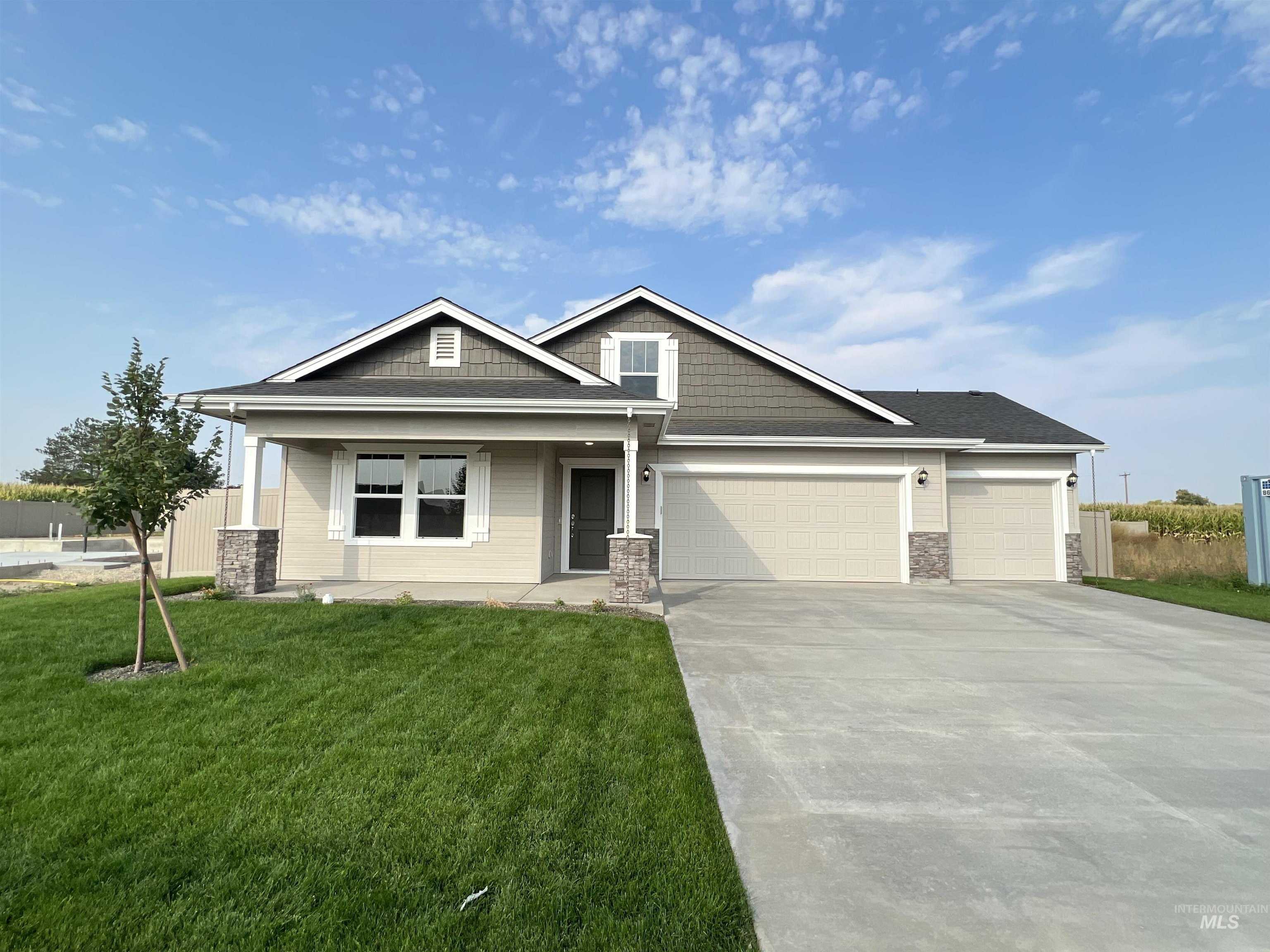 $489,990 - 4Br/2Ba -  for Sale in Nampa