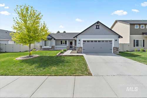 $429,900 - 3Br/2Ba -  for Sale in Kuna