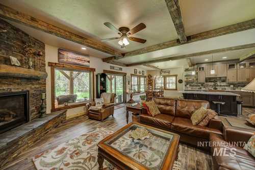 $1,399,000 - 3Br/3Ba -  for Sale in Mccall