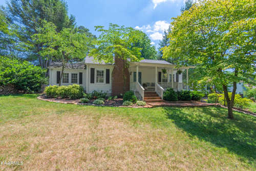 $419,900 - 3Br/2Ba -  for Sale in Villa Gardens, Knoxville