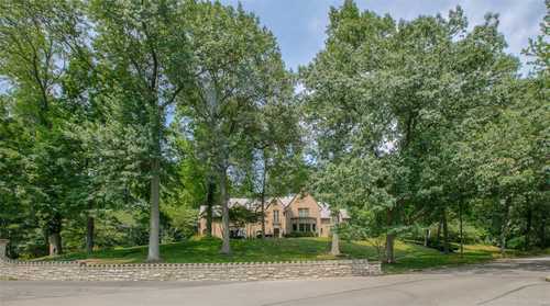$2,199,000 - 6Br/5Ba -  for Sale in Carrswold, St Louis