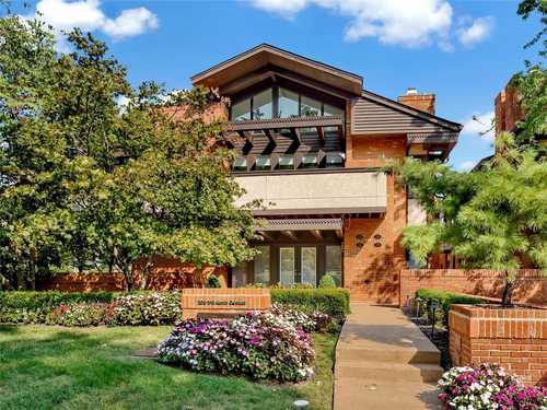 $1,299,000 - 3Br/3Ba -  for Sale in Central On The Park Condo, Clayton