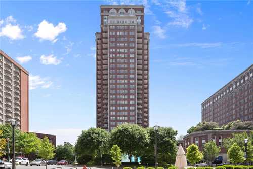 $2,999,000 - 4Br/5Ba -  for Sale in The Plaza In Clayton, Clayton