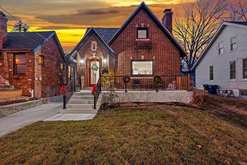 $525,000 - 4Br/3Ba -  for Sale in Glades, St Louis