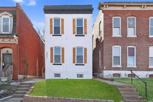 $299,900 - 4Br/2Ba -  for Sale in St Louis Commons Add, St Louis