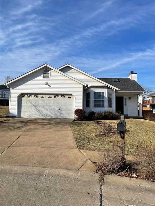 $239,500 - 3Br/3Ba -  for Sale in Highland Village Single Family Ph Four, Valley Park