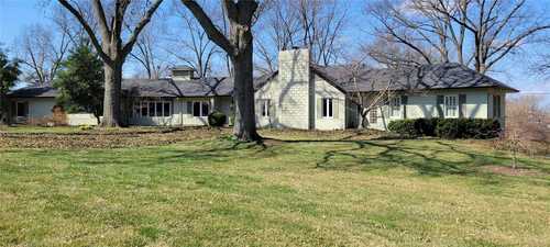 $790,000 - 4Br/3Ba -  for Sale in Country Aire, Town And Country