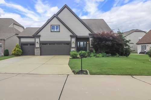 $585,000 - 4Br/3Ba -  for Sale in Tuscany, St Charles