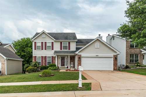 $349,900 - 4Br/4Ba -  for Sale in Southtowne Farms, St Louis