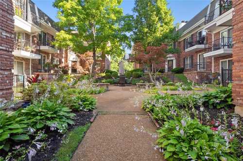 $285,000 - 3Br/2Ba -  for Sale in Homewood Condo, St Louis