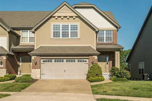 $355,000 - 3Br/3Ba -  for Sale in Pointe At Heritage Crossing, St Charles