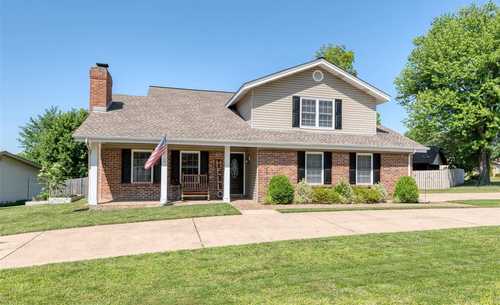 $399,000 - 4Br/4Ba -  for Sale in Heritage #6, St Charles